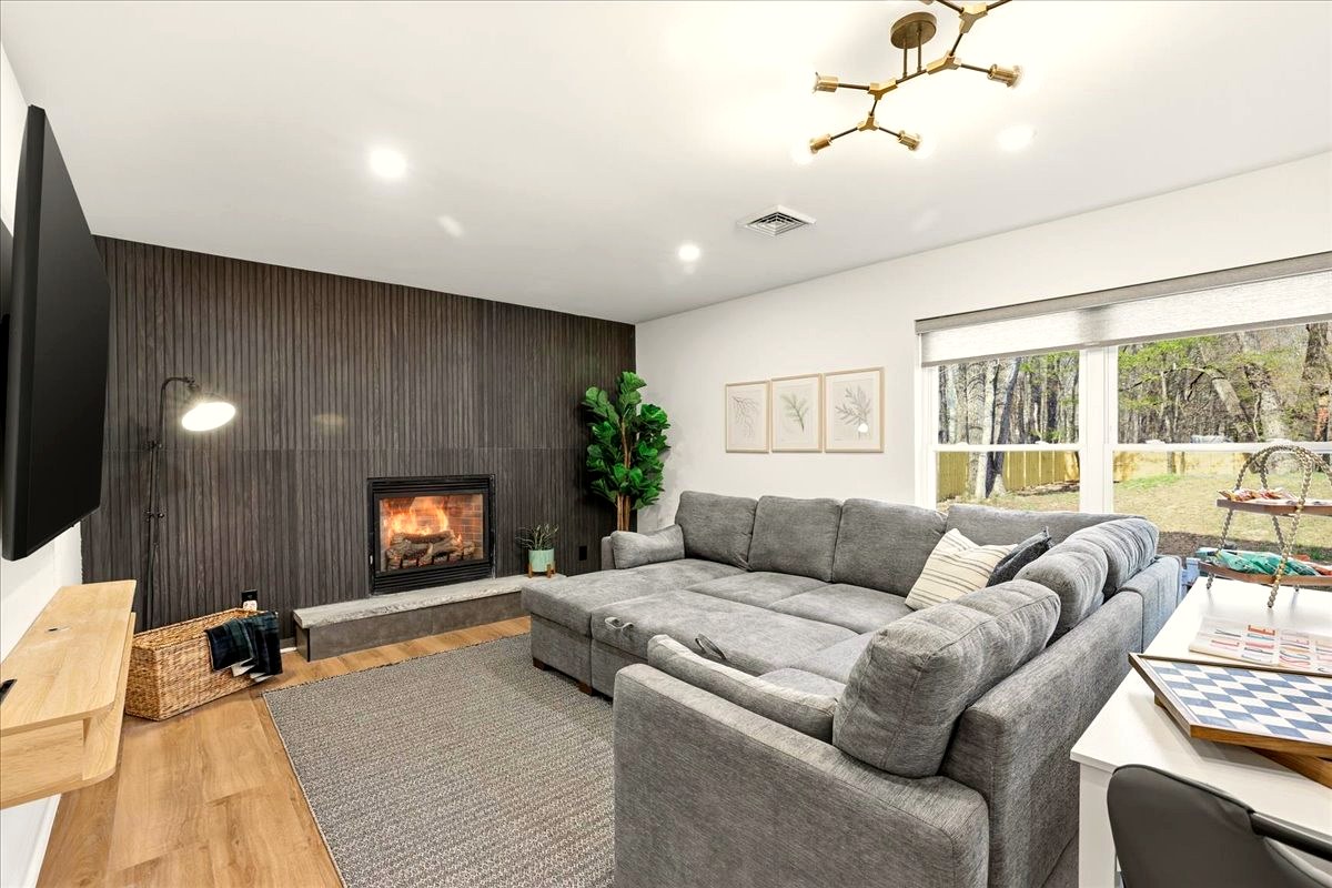 Fireplace Lounge