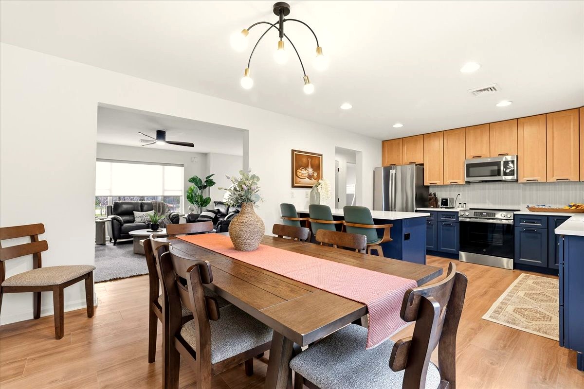 Kitchen Wide
