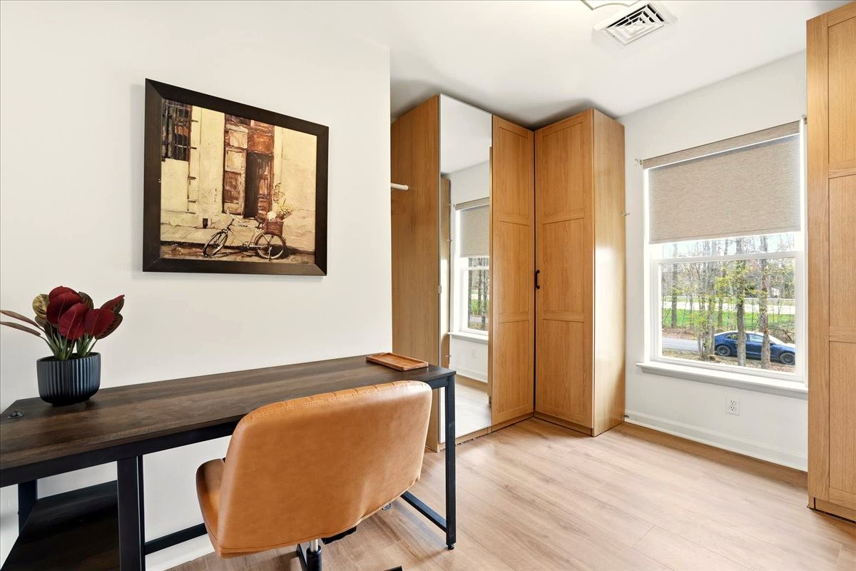 Master Office Annex
